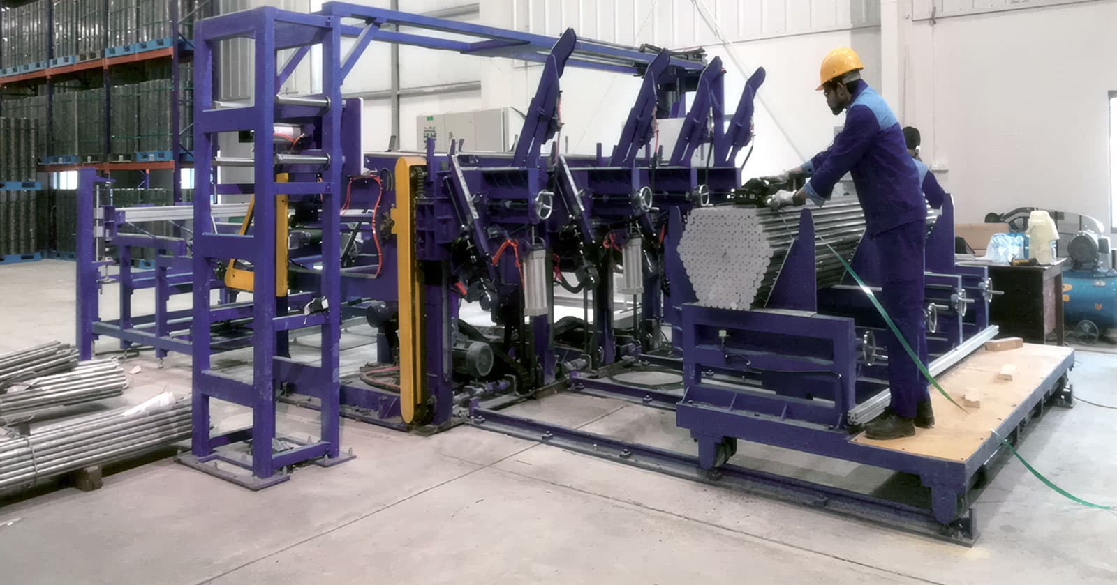 Линия пакетирования и упаковки стальных труб механического типа