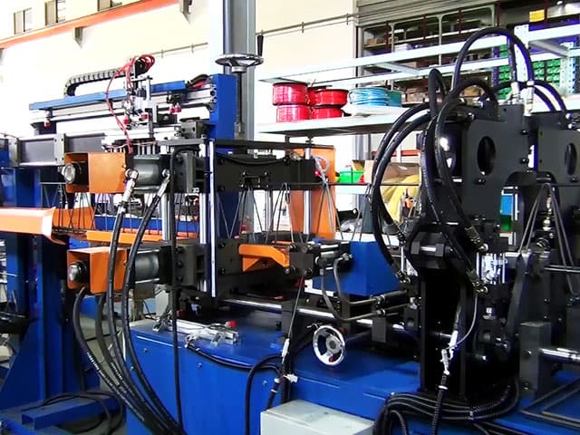 узел сгибания ножек каркаса