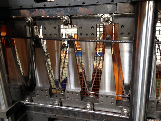 узел формирования зигзага